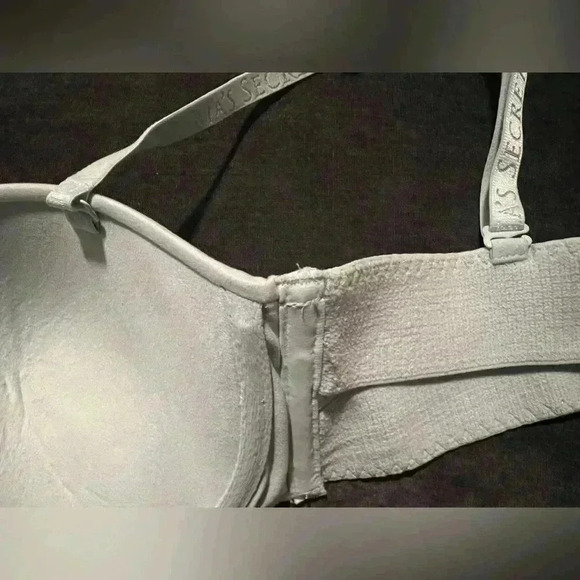 Victoria’s Secret lined removable straps lace detail mint green 34DD bra curvy - Picture 5 of 7